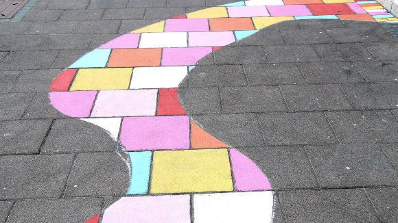 eshyu79's tweet image. An interesting perspective in #HarvardBusinessReview of how closing the gender gap in internet usage would open up opportunities for everyone.  bit.ly/2Ca4Jrg #WeAreEA