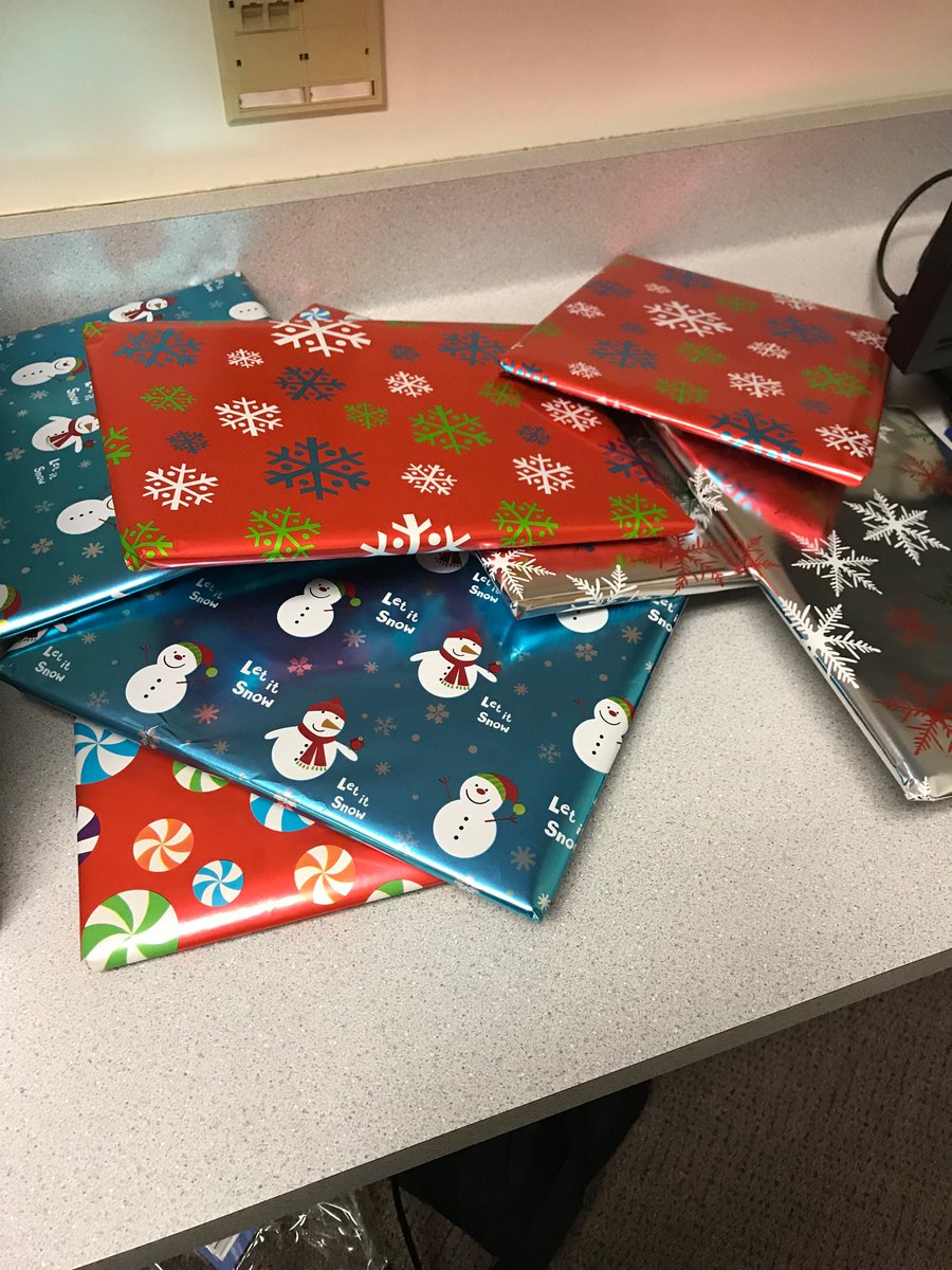 HVogltance's tweet photo. It’s beginning to look a lot like Christmas! #MsCsAcctg #cantwait #excitementoverload #simulationgeek https://t.co/TWn4XrcIiA