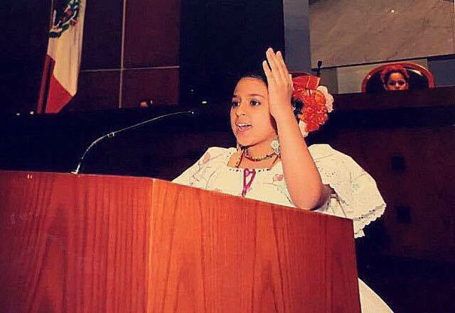 KaimiQ's tweet photo. Presidenta por un dia❤️ https://t.co/qtAyGSNlVv