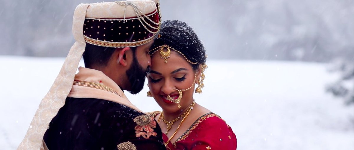 What makes a fresh snowfall at <a href="/CamelbackLodge/">Camelback Resort</a> even better? A beautiful #wedding! Look at our latest #trailer right now and stay tuned for the #highlightsfilm soon! facebook.com/JosephMinasiSt…  #indianwedding #bride