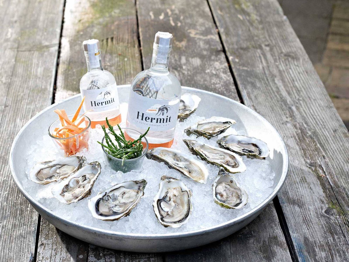 Gents_Room's tweet photo. Os presentamos una #ginebra neerlandesa con sabor a mar y a más: Hermit - Dutch Coastal Gin https://t.co/I6RCcN9GlT