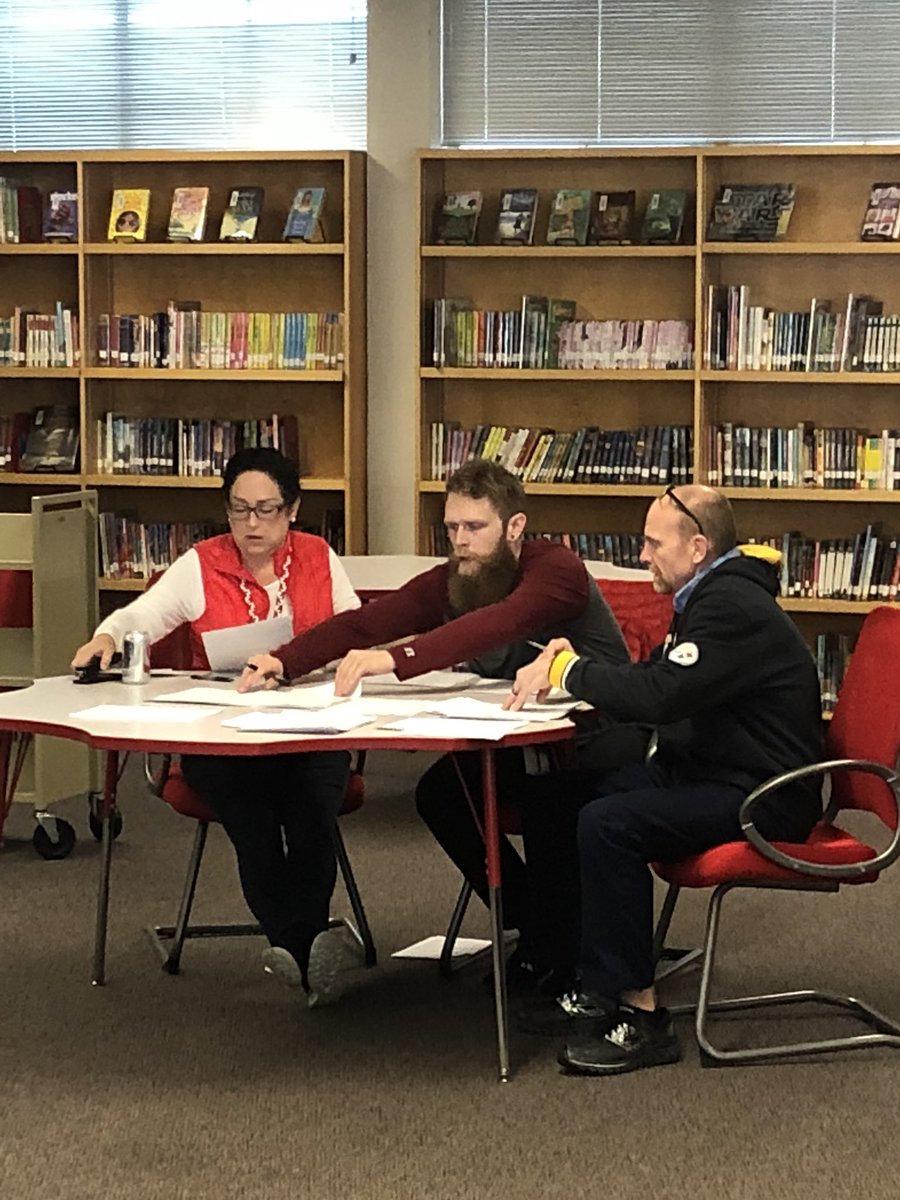 Our guest judges give specific and constructive academic feedback to our students’ 5th grade fossil &amp; adaptation PBL.