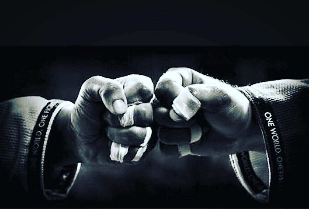 BJJSurfParadise's tweet photo. Hope everyone is having an #awesome #weekend #training #jiujitsu. Happy Saturday all. #bjjsurfparadise https://t.co/Epd5kxrtcO #bjj #judo #yoga #wrestling #mma #boxing #train #sports #fitness #gym #health #sport #art #photo #travel #hotel #resort https://t.co/6jGyI0gxnP