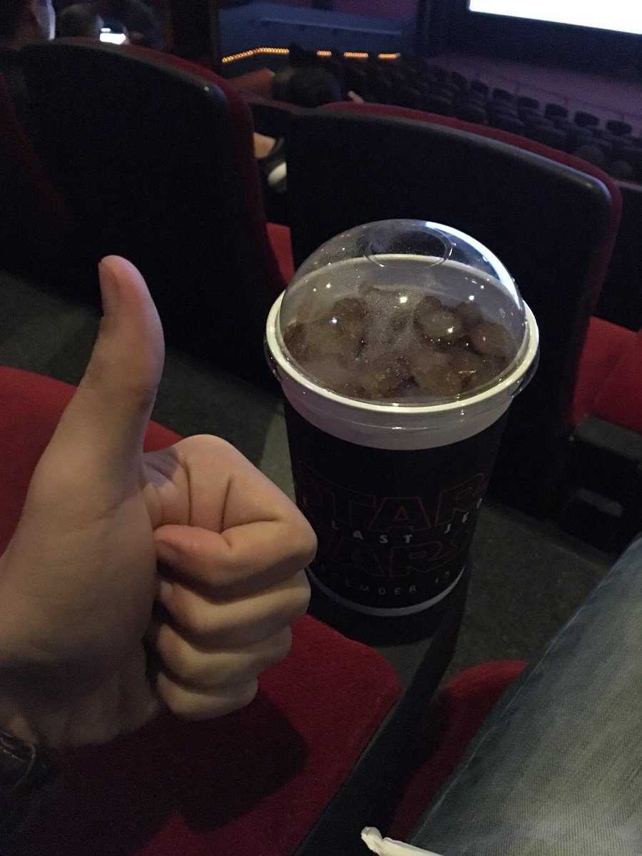 chrstafylis's tweet photo. Renewed #amcstubs member! Got my free extra large drink #amc16 https://t.co/VhrLmDUIcV
