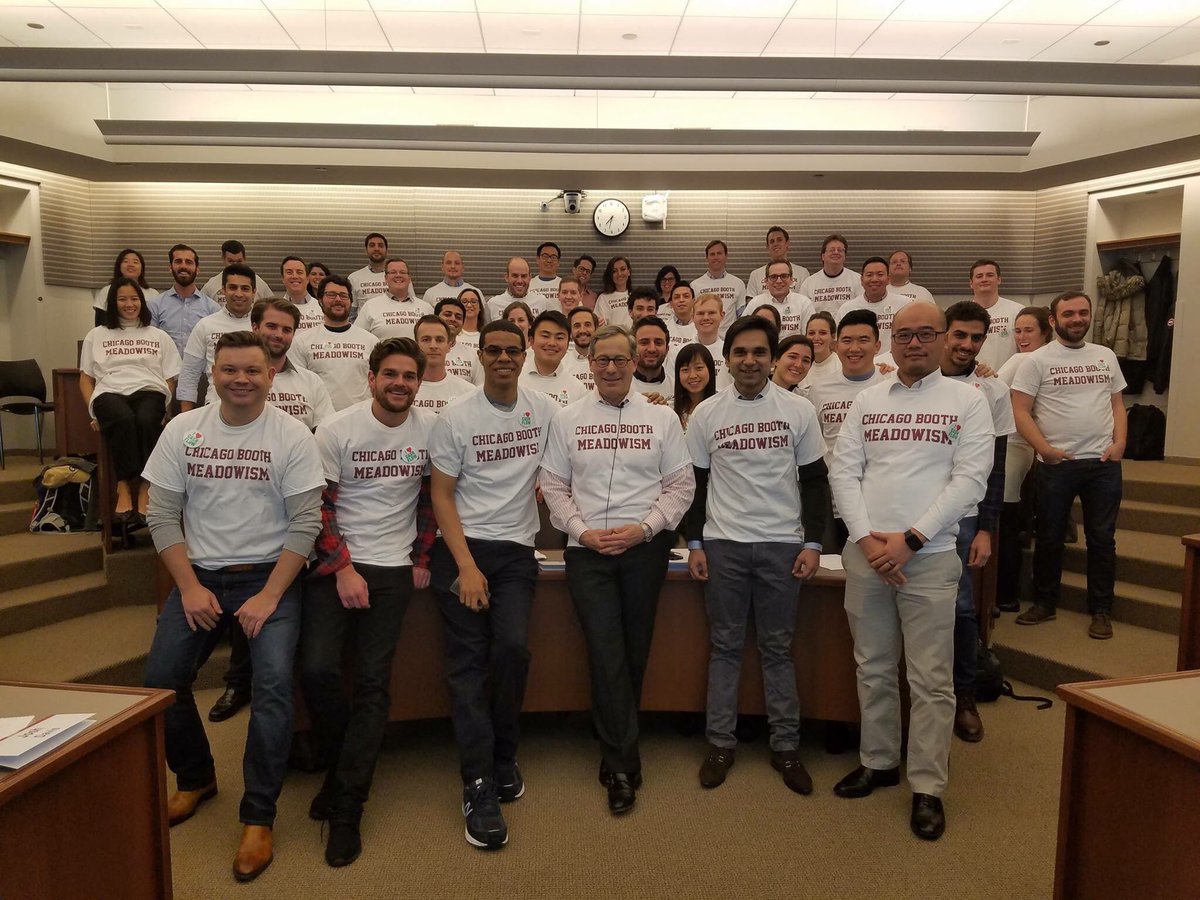 ChicagoBoothSAC's tweet photo. @ChicagoBooth students don their 'limited edition' Meadowism shirts to celebrate the end to another successful 'Commercial Innovation' class with Prof Meadow #BoothKnowsCI @polskycenter https://t.co/cuvXj3trbU