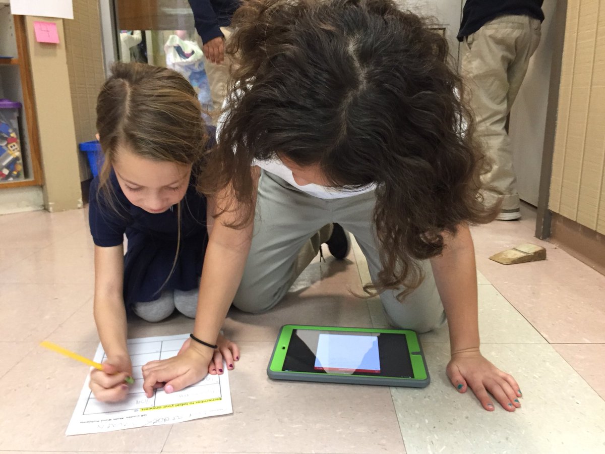 ACSRochester's tweet image. RT @JTruong401: #grade2 Ss create their own #QRcode #mathwordproblems &amp;amp; challenge classmates to solve them @ACSRochester #mathchat