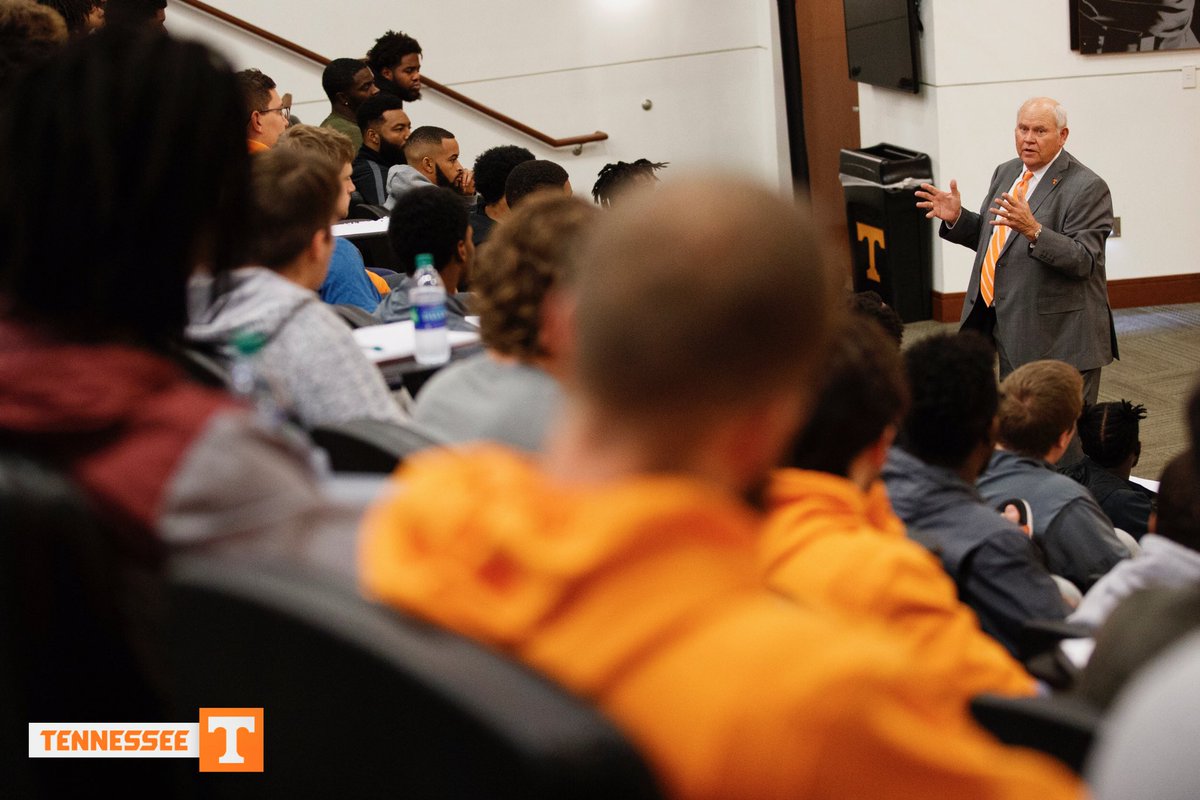 Vol_Football's tweet image. Forward together. #GBO