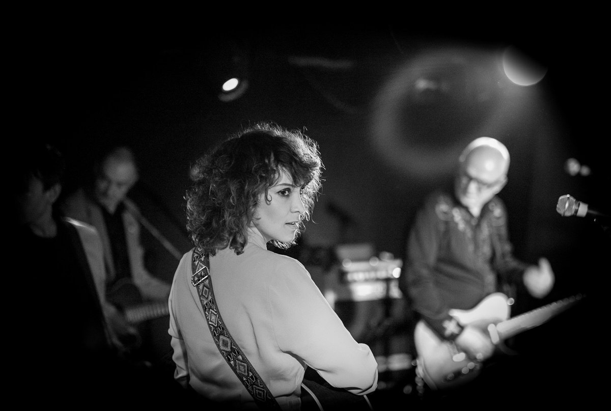 mikegarson's tweet photo. My thanks to the exquisite band featuring the one and only @gaby_moreno. @kevarmst is magnificent. @TerryEdwardsEsq  outstanding. @mathectordrums tremendously solid and sweet. @mrbenellis a great bass player. @GillianGlover1 superb. Steve Harley &amp; Steve Norman were excellent. https://t.co/HgLCh2DsM7