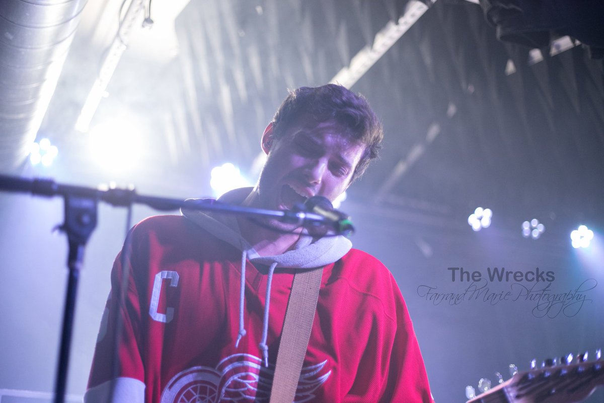 fmschnei's tweet photo. Got to shoot @WeAreTheWrecks last night. So that was fun https://t.co/mZcOuaDniG
