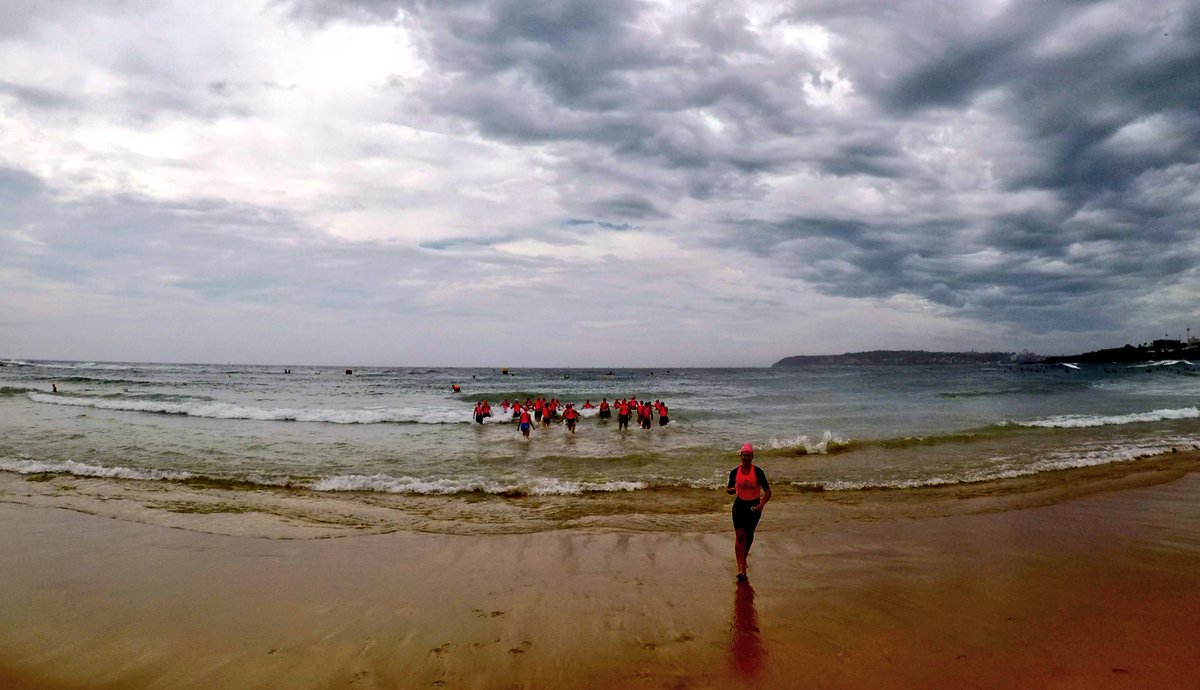 oceanswims's tweet photo. Too cold! #NthCurlCurlSwim #3PtsChallenge Bit #Ekman #Swimming #oceanswimming #openwater https://t.co/kd1mBbZ2IP