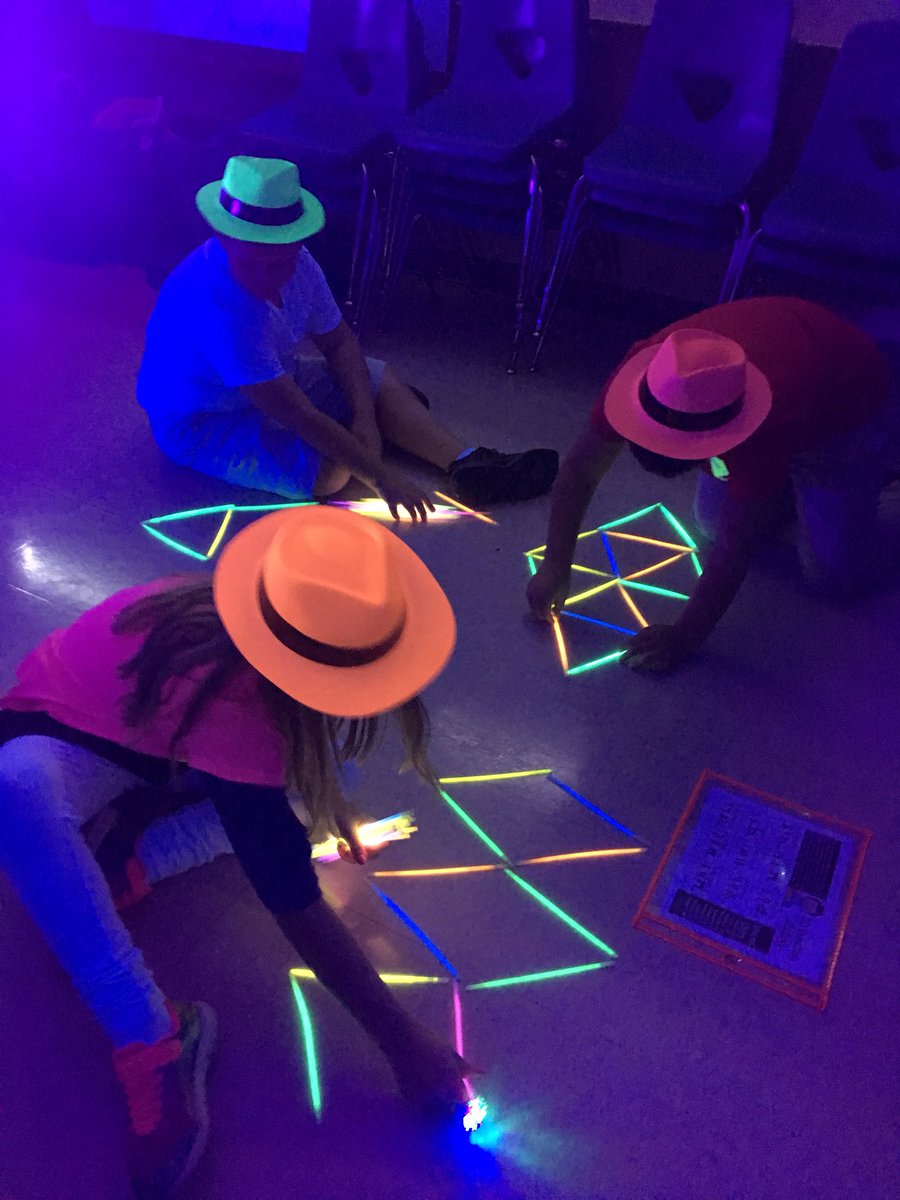 MsLies3's tweet image. #GlowMath!!! @projteach @aesfalcons teacherspayteachers.com/Product/Glowin…