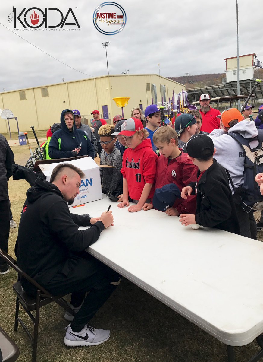pastimewpurpose's tweet photo. We are so proud of @koda_glover for hosting his first KODA baseball camp in SE Oklahoma! It you are interested in having your child learn from one of the best, keep an eye out for future camp dates! ⚾️🐻 #beyondthebaselines #bethebear https://t.co/Rkg2riW9pq