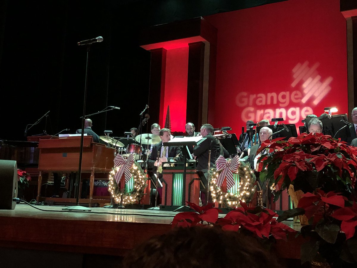 Aunt_Lisa4's tweet photo. Excited to hear @ankneejoy ‘s mom do her thing! https://t.co/gBXc4cxEBM