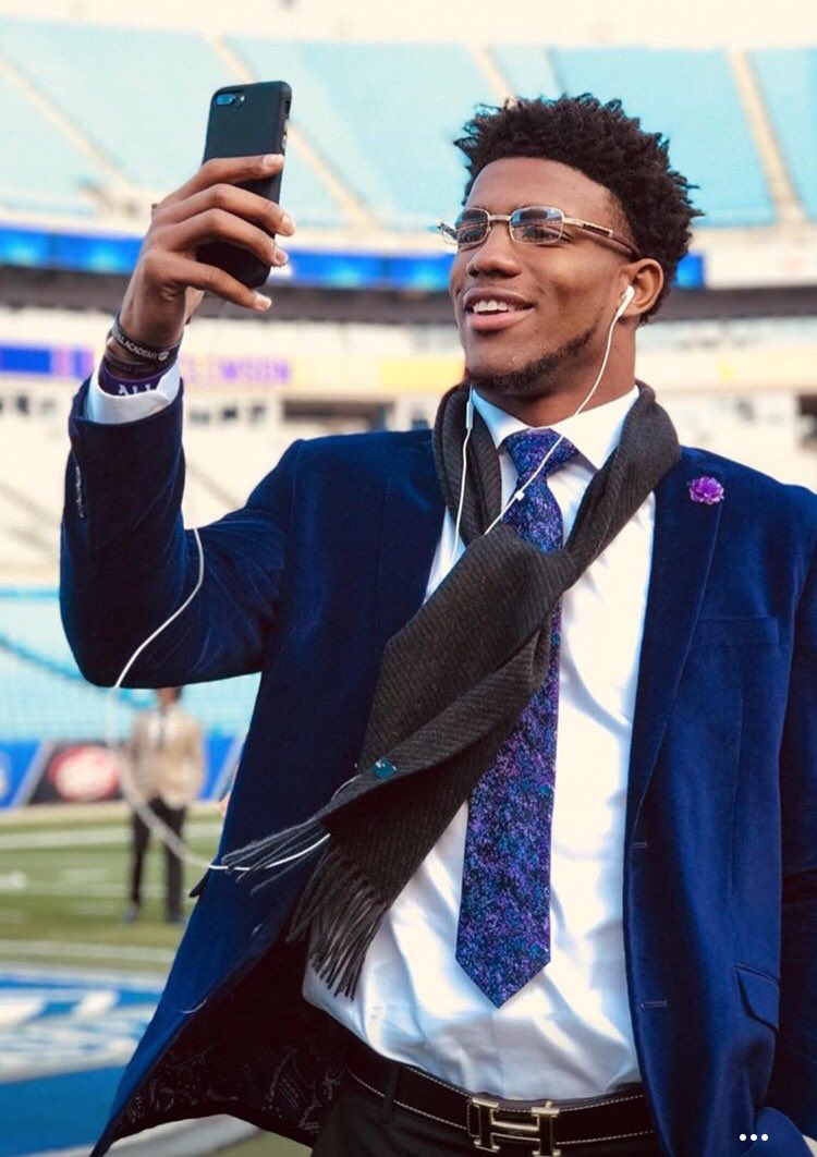 HillWatch's tweet image. #KB2 takes CharLit