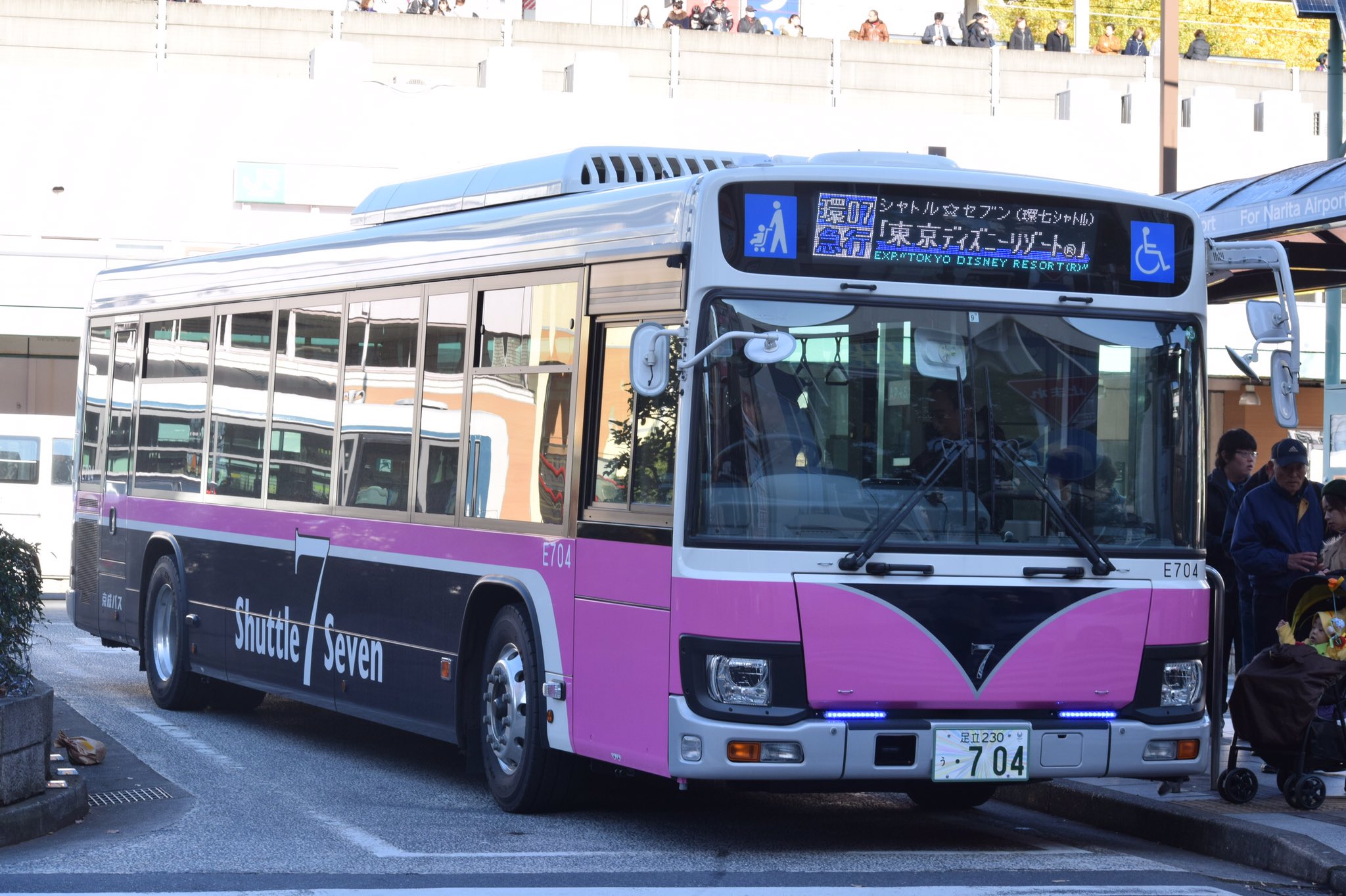 Twitter 上的 江戸川ゲートウェイ Koiwa7268f Jr小岩駅から9 07発 京成バス江戸川営業所e704号車 いすゞnewエルガ 2dg Lv290n2 シャトルセブン専用機 のシャトル セブン 環七シャトル 環07系統 急行 東京ディズニーリゾート 行きに乗って終点 東京ディズニーシー