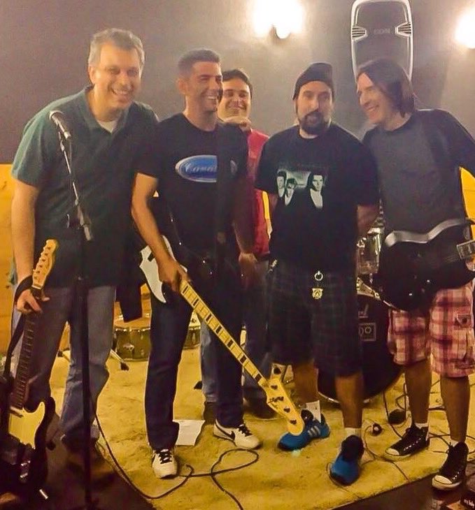 markimantonini's tweet photo. I love my band, great fellas. They make me happy, strong & alive.
#MA25 #Lindeza #MarcoAntoniniNewAlbum #MusikNonStop https://t.co/6o6XsZbLIM