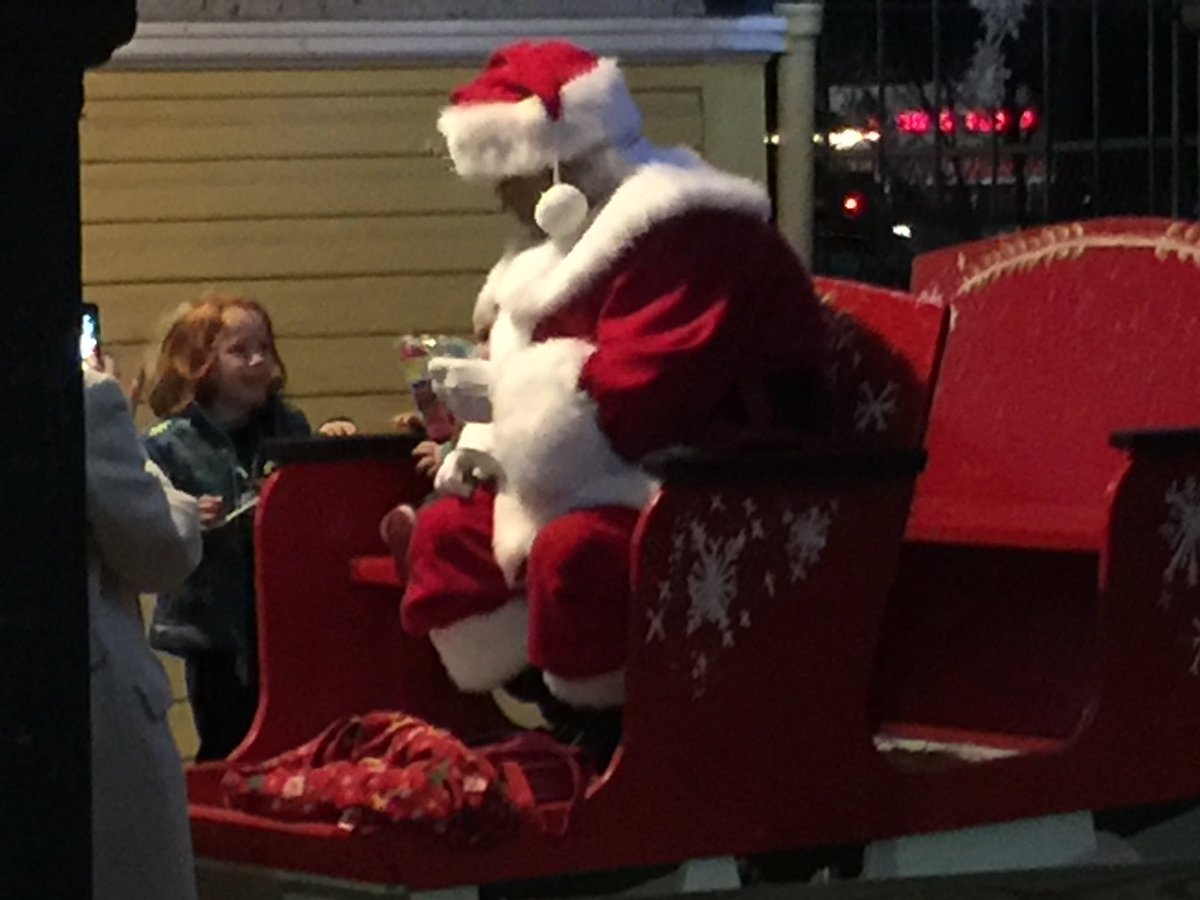 RaffLady's tweet photo. Have YOU talked to SANTA ?
25% OFF purchase $30.00 or more ends in a few days #santa #gift #sale #etsy #cellphone  https://t.co/MLONlH6Mol https://t.co/eGl1Ou8y2X