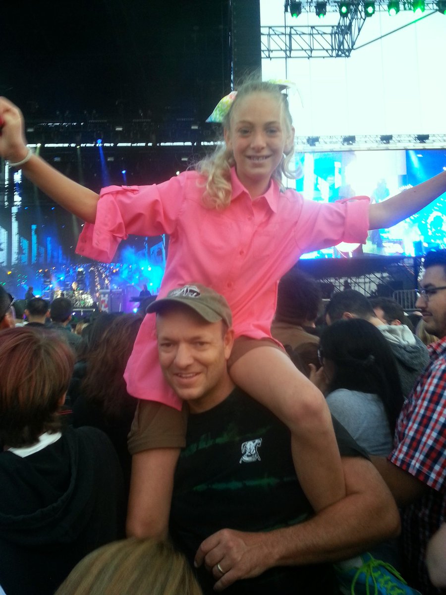 stratfordcons's tweet photo. #vividseatspac12 #thecure concert with my daughter https://t.co/Y7sL9Hj4It