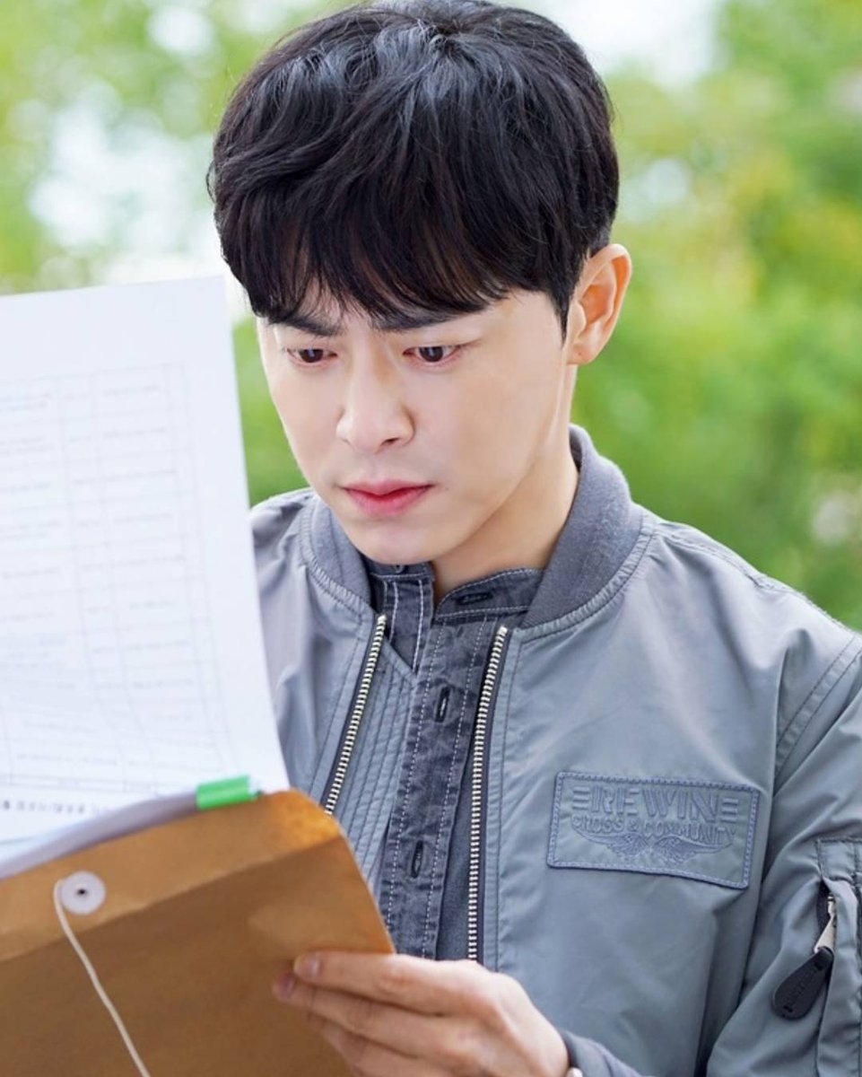 chojo_js1280's tweet photo. "공조 시작"..'투깝스' 조정석X이혜리 '은밀한 접선' 포착
#조정석 #jojungsuk #chojungseok #혜리 #hyeri #mbcdrama #Kdrama #투깝스 #TwoCops
https://t.co/CEUN59iS3r https://t.co/O5ANJCE5bt