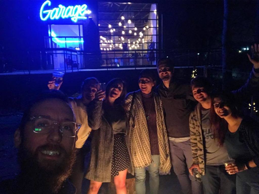 timboslice's tweet photo. When you photo bomb your own photo. π π» #mondaynightonfridaynight #imalmost35 https://t.co/7m3sPYjJYk