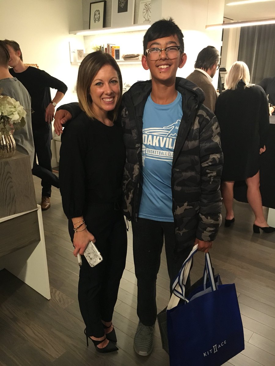 sheronlau888's tweet photo. My favourite store and my favourite people. Thank you Tricia for taking such great care of us. @kitandace #oakville #kitandace https://t.co/cmal9mAhXb