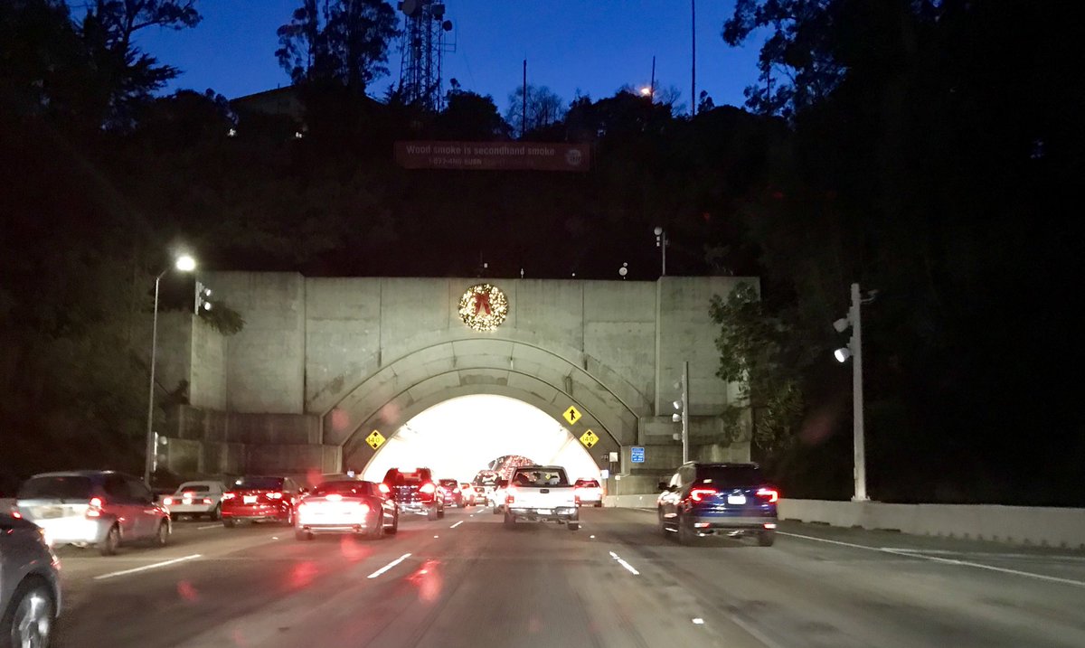 CoreIssueFilms's tweet photo. Making the final stretch into the city is always nice, but the skyline at night is definitely a sight worth seeing! #SFVFF17 #SanFrancisco #FilmFestival #WeightOfHonor #FamiliesAfterWar https://t.co/J6Dzw0cyKn