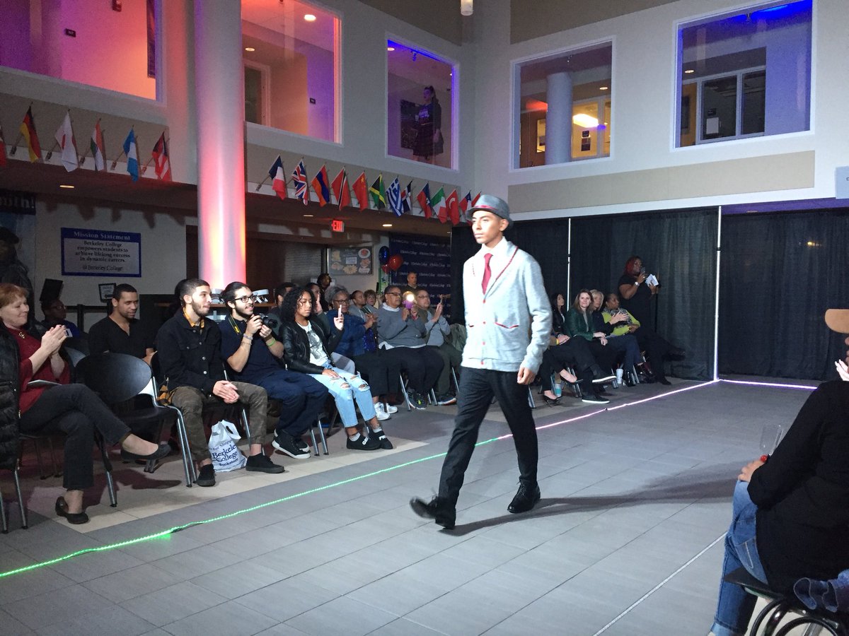 BerkeleyCollege's tweet photo. ๐to all of the students who made tonight so special! #BizwithStyle https://t.co/NTR1LdCYOa