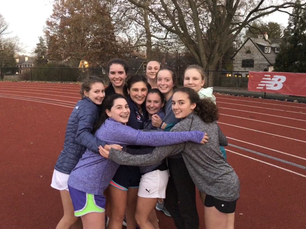 Varsity Squash Girls (missing 1) at the track today. #sprinttraining #wintertracktakesguts <a href="/GFStigers/">GFS Tigers</a>