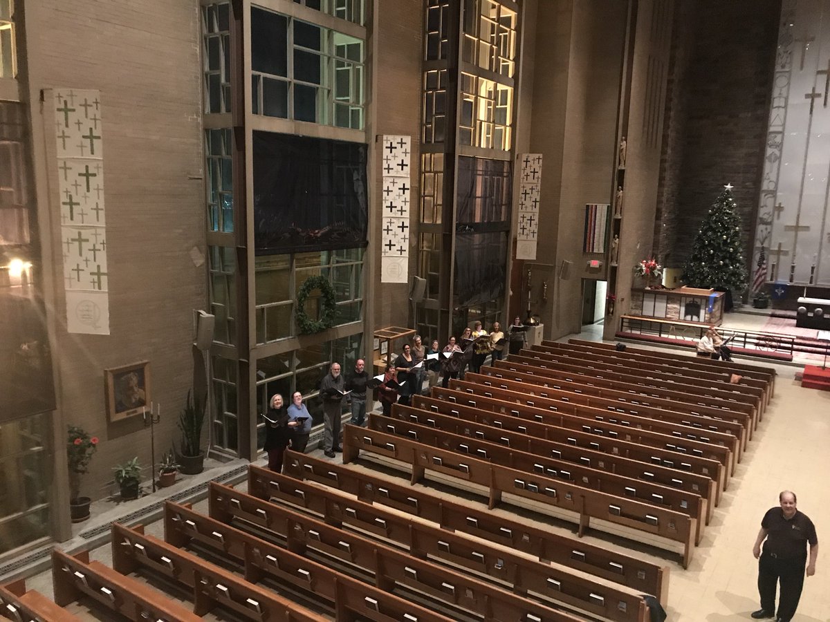 wolniakowski_m's tweet photo. Have a look inside tonight's dress rehearsal...  @OPChorale sounding exquisite on my 'O magnum' .... v much appreciate all the detailed work that went into preparing/refining it. #choral #music #NewMusic https://t.co/Ot5yiD5D7j