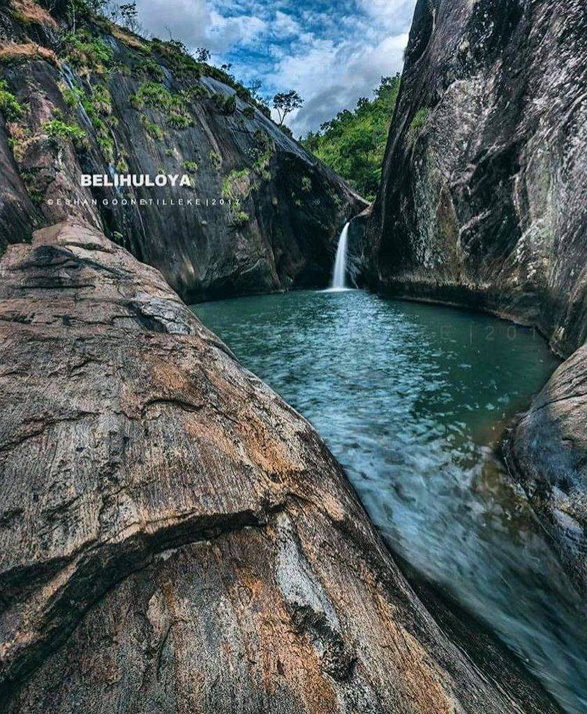 Waterfall hidden inside rocks, Belihul Oya #SeiLanka 
Photograper @eshan_goonetilleke 
#Hashtagsrilanka #srilanka #travel #tour #holiday #belihuloya #waterfall #rock #river #travelSrilanka #Visitsrilanka