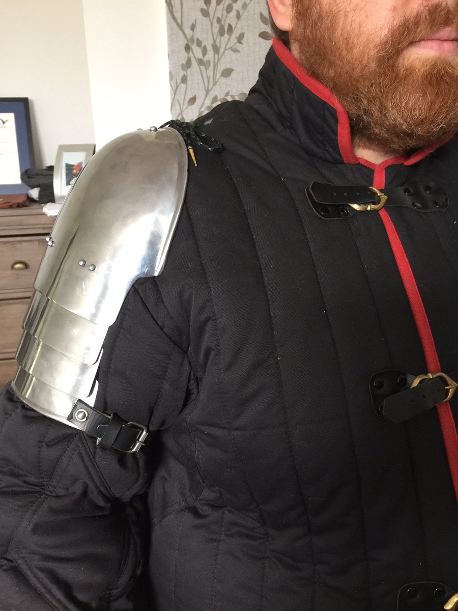 RMaxTillsley's tweet photo. Mental recharge by craft. Finished my first arming point today. #hema #longswordfencing #armour #armor #spaulders #medieval https://t.co/MlKqhgPS3m