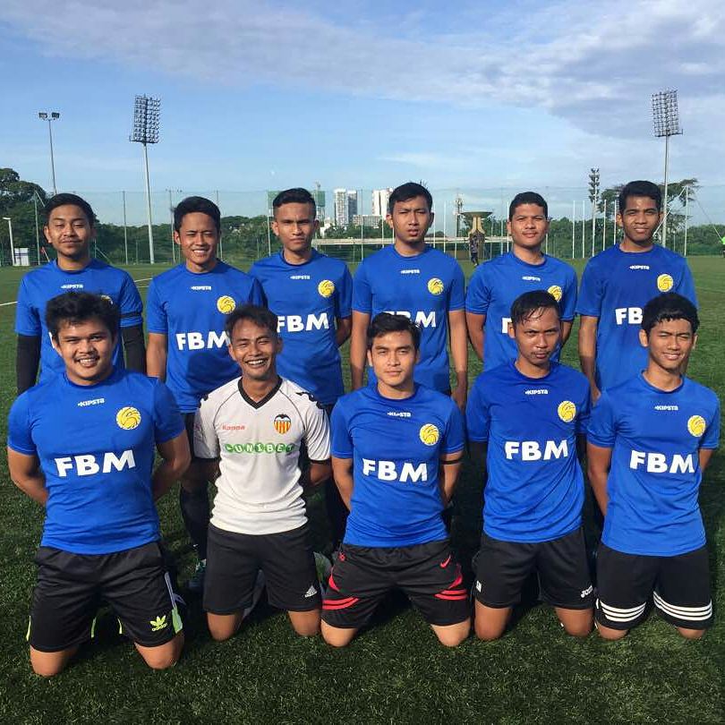 smffpp's tweet photo. YASS YASS KITA MENANG!! ππ
#FPPFalcons #UiTMFACUP #FBMAwesome https://t.co/uMv1pJAi1S
