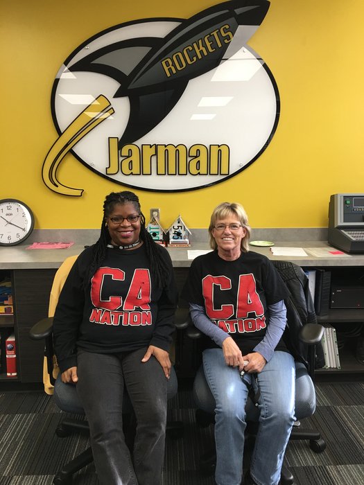 Jarman_Rockets's tweet photo. JMS Office Staff had #CATitans on their minds this morning! #MDPurpose #OneFamily https://t.co/PRu9fghdny