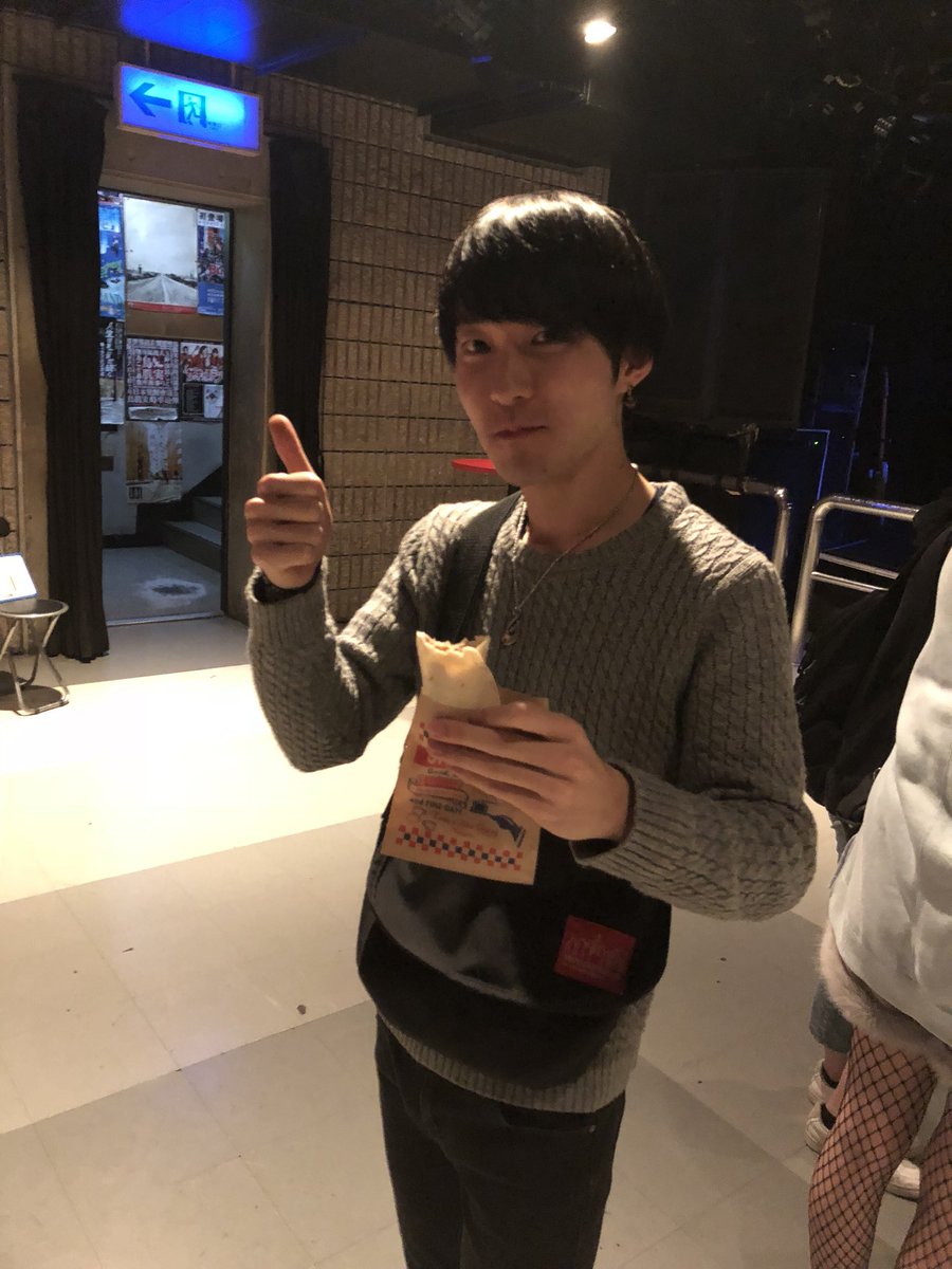 nodevice07's tweet image. 餃子ドックも美味でーす！
皆さんお待ちしてます！
