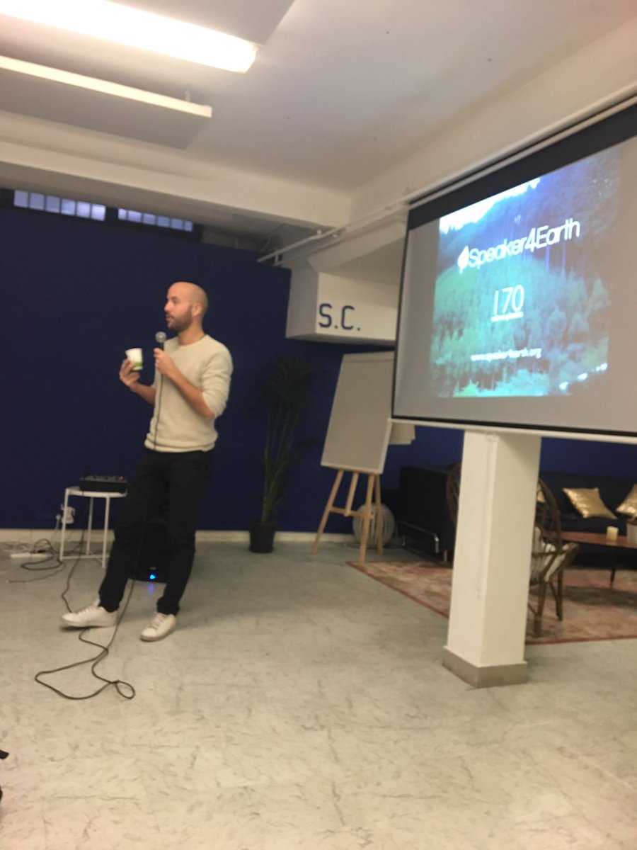 appagezy's tweet photo. @NicolasBeretti chez @Swiiitch ce matin. On plante des arbres et on respire. Merci ! #inspiration #speaker4earth #conference https://t.co/DSapOrlw12