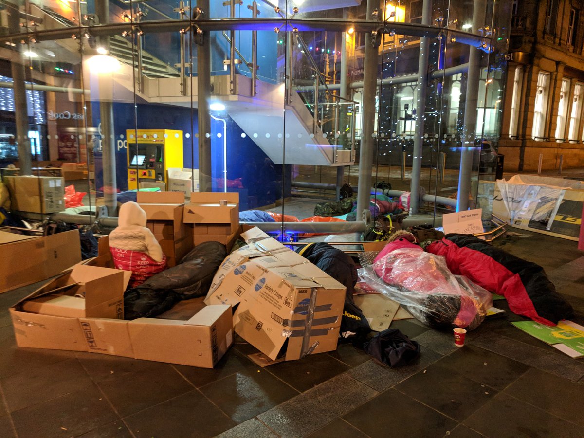 nightsafebwd's tweet photo. Nightsafe Sleep Out 2017 https://t.co/NkGOUBnsPU