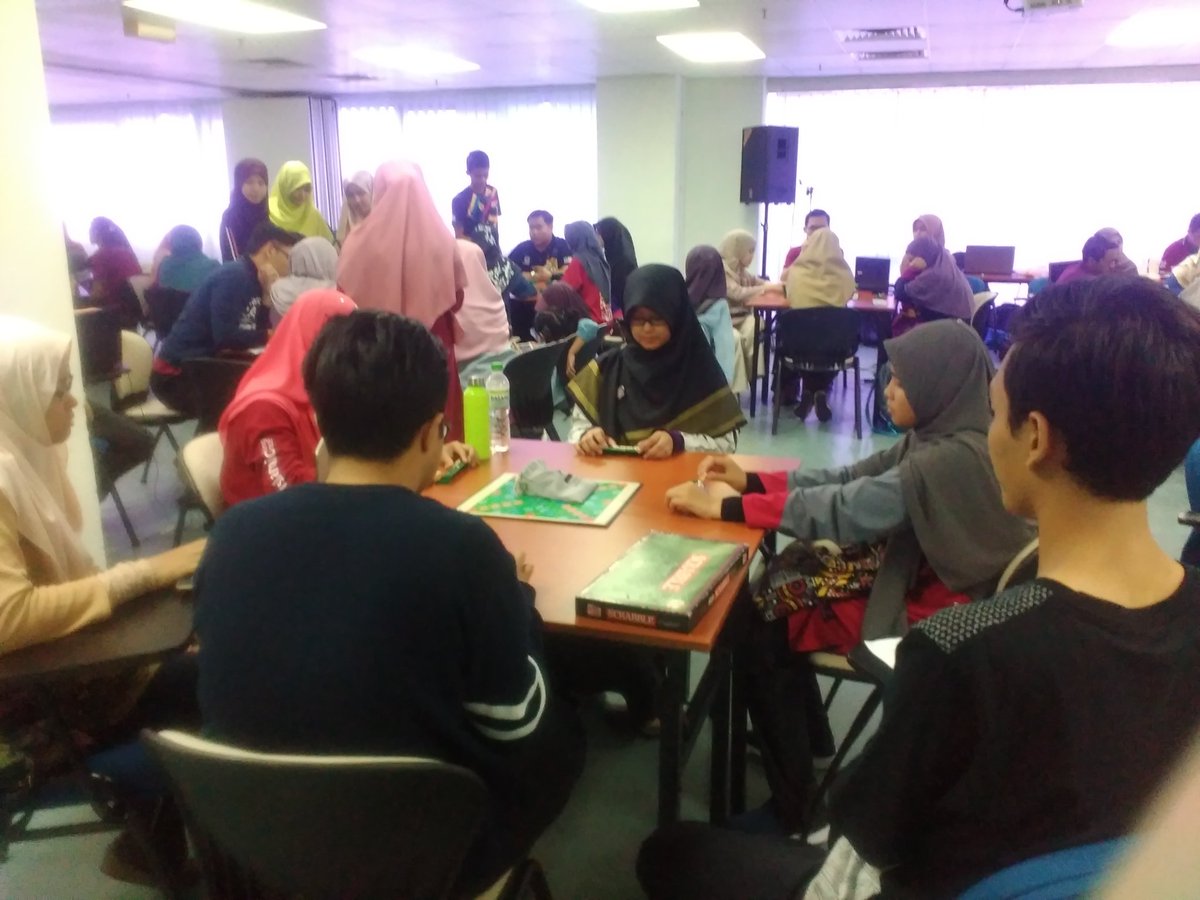 DscTwt's tweet photo. Interfaculty Scrable Competition 13.0
Some of our participants getting ready for 2nd round #gogogo! #ifsc13 #weareusimheroes https://t.co/GiDTQtVfgX
