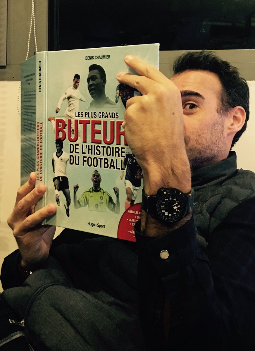 infosportplus's tweet photo. La matinale de @ludo_deroin c'est des 7h avec un cadeau à gagner!  "Les plus grands buteurs de l'histoire du football"
Follow + RT 🎁🌲 https://t.co/ZJuO3qxPcY
