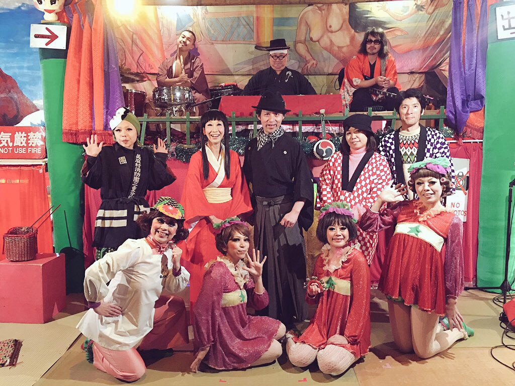 Twitter 上的 デリシャスウィートス 新宿花園神社の見世物小屋終了しました 平成29年の 見世物小屋 カッパ御殿 は全ておしまい 札幌 博多 新宿とたくさんのご来場ありがとうございました またご協力頂いた皆様にも感謝致します またどこかでお会いできますよう