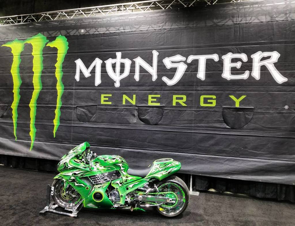 _________beast's tweet photo. The Beast chillin at the MONSTER ENERGY booth inside the #laautoshow #DUBSHOW #DUB #dubmagazine #dubirtint #dubmag #monsterenergy #kawasaki #zx14 #951_customs #sportbike #cali_bikes #show_bikes #Elegalridersmc #cars https://t.co/DY3pPe2GUP Dub Magazine https://t.co/Cmqyp36XOw