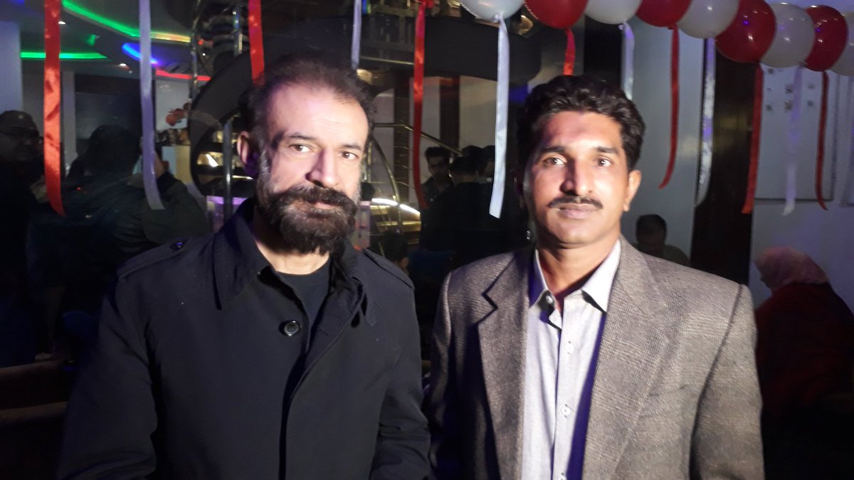 Me with most popular Anchor/ Author/ Poet #Farhat_Abbas_Shah at Grand Opening Ceremony Of #Options_restaurant #DHA_Y Lahore
