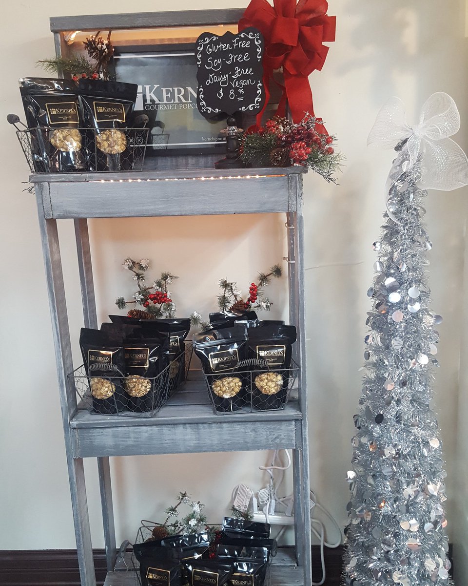 SweetNatalies's tweet photo. Vegan Caramel Corn from Kernel's Gourmet Popcorn! Available exclusively at Sweet Natalie's. GF, dairy free and soy free! https://t.co/eXjpJoYZ7L