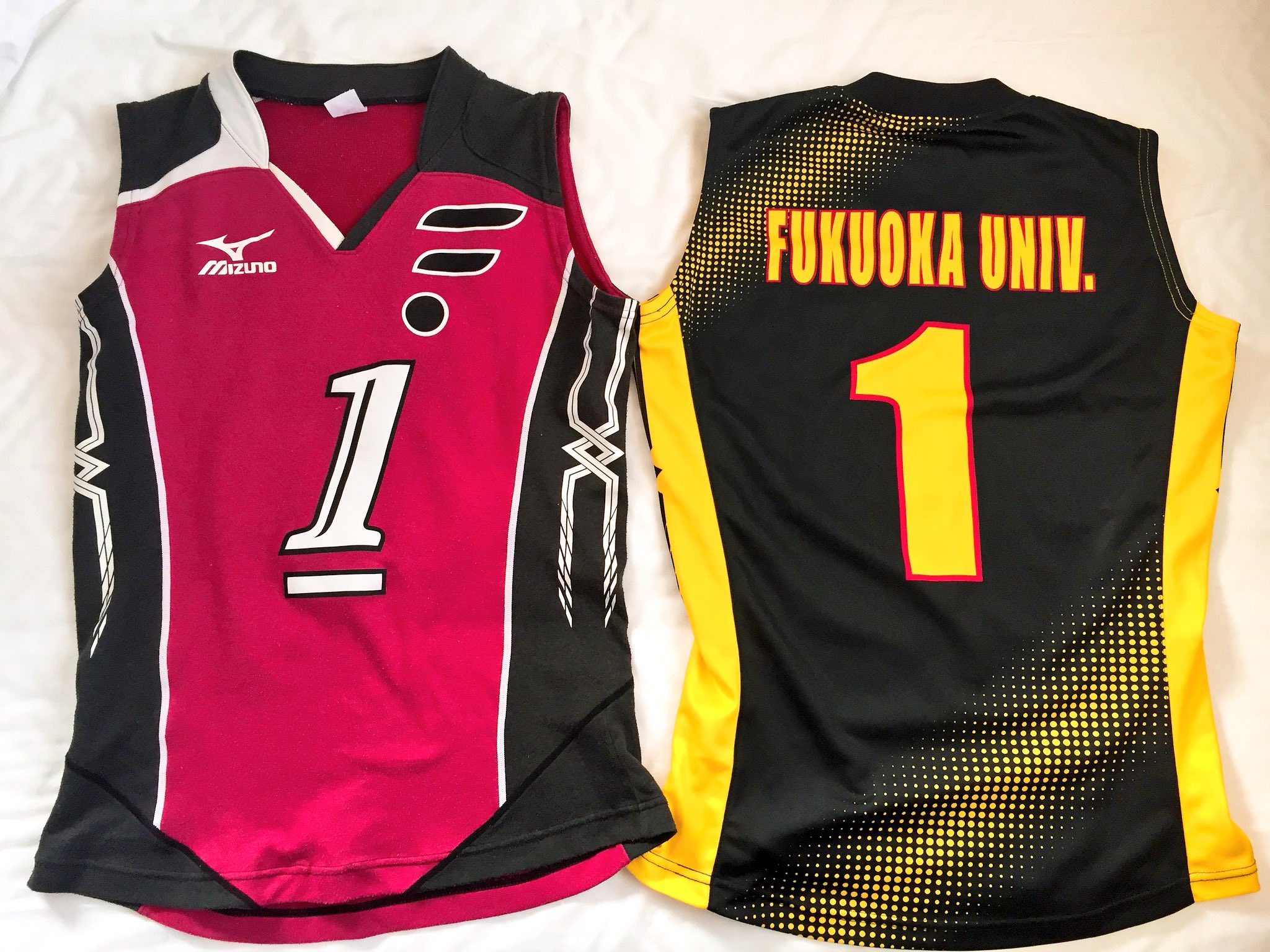福岡大学 バレー部ユニフォーム 上下セット