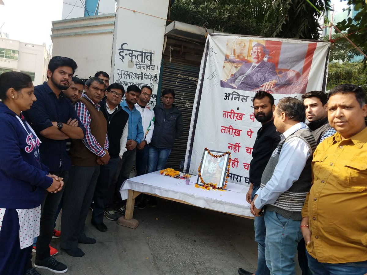 navdeep1770's tweet photo. @narendramodi @myogiadityanath @anilsharmaamrap one of the buyers died today battling builder and Disease today.whosoever think buyers are irrelevant,will see buyers pain and sorrow will snowball to huge tornado taking everthing in its way. https://t.co/Dtc82L6qld