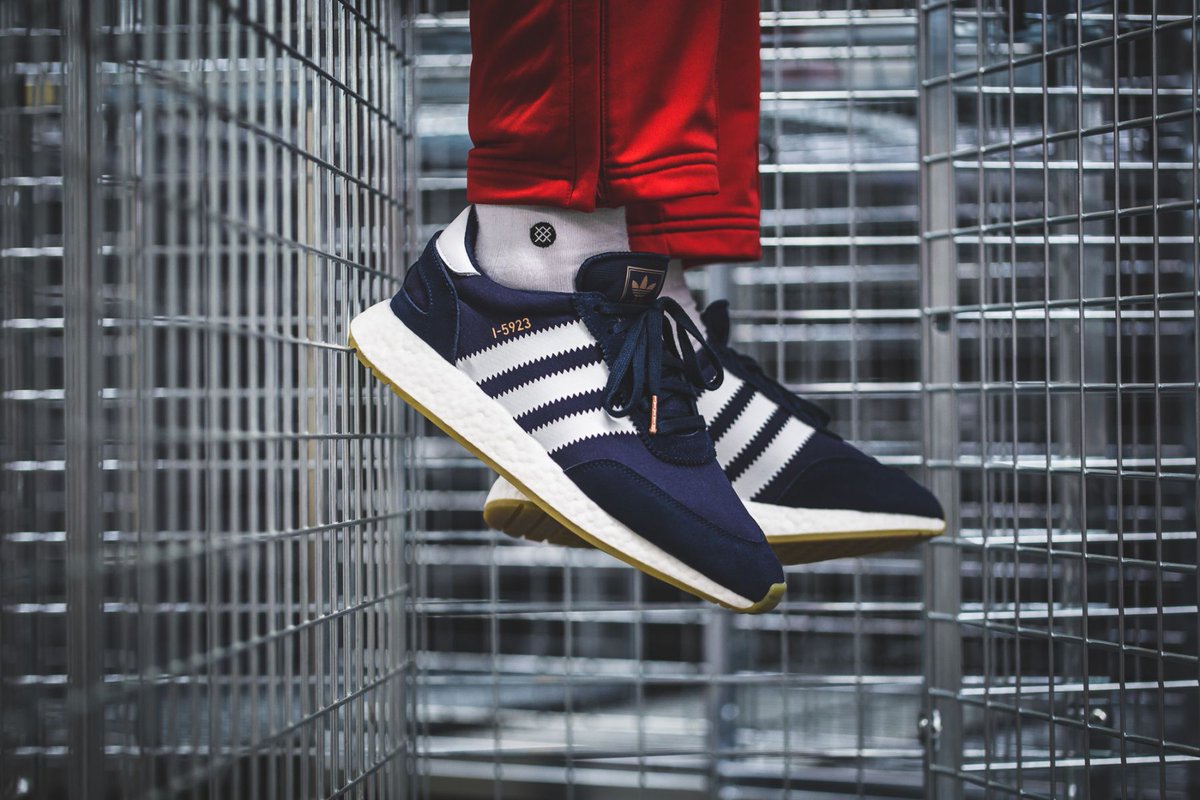 foot locker adidas i 5923