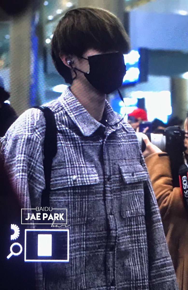 JaeParkBar_CN's tweet photo. 171202 ICN🛬
Preview 3P✨
Please rest well❤️수고했어ㅠㅠ
@Jae_Day6 
#DAY6 #JAE #데이식스 #제이 https://t.co/Mr8E90GVFO