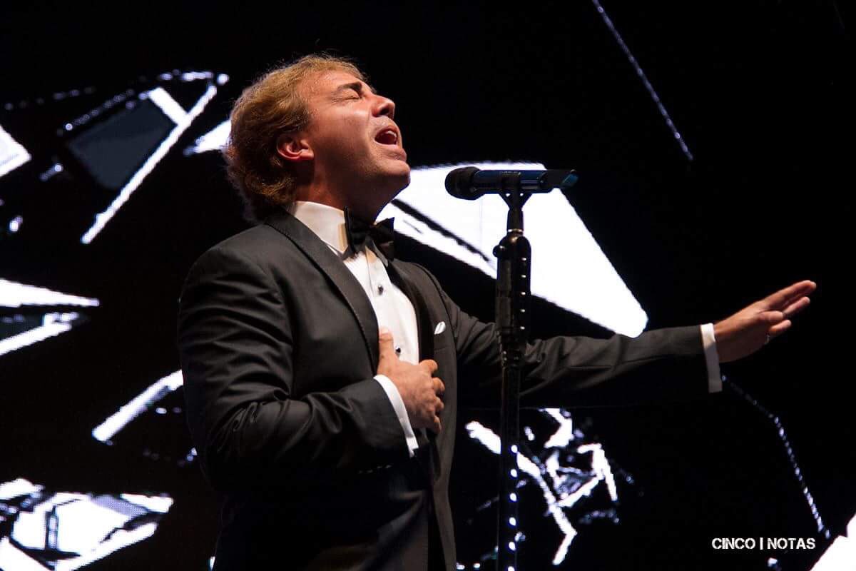 cinconotas's tweet photo. .@CristianCastro en @Audcitibanamex / #CristianCastro / 📷: @SeniMtz https://t.co/AiefyqDjp1