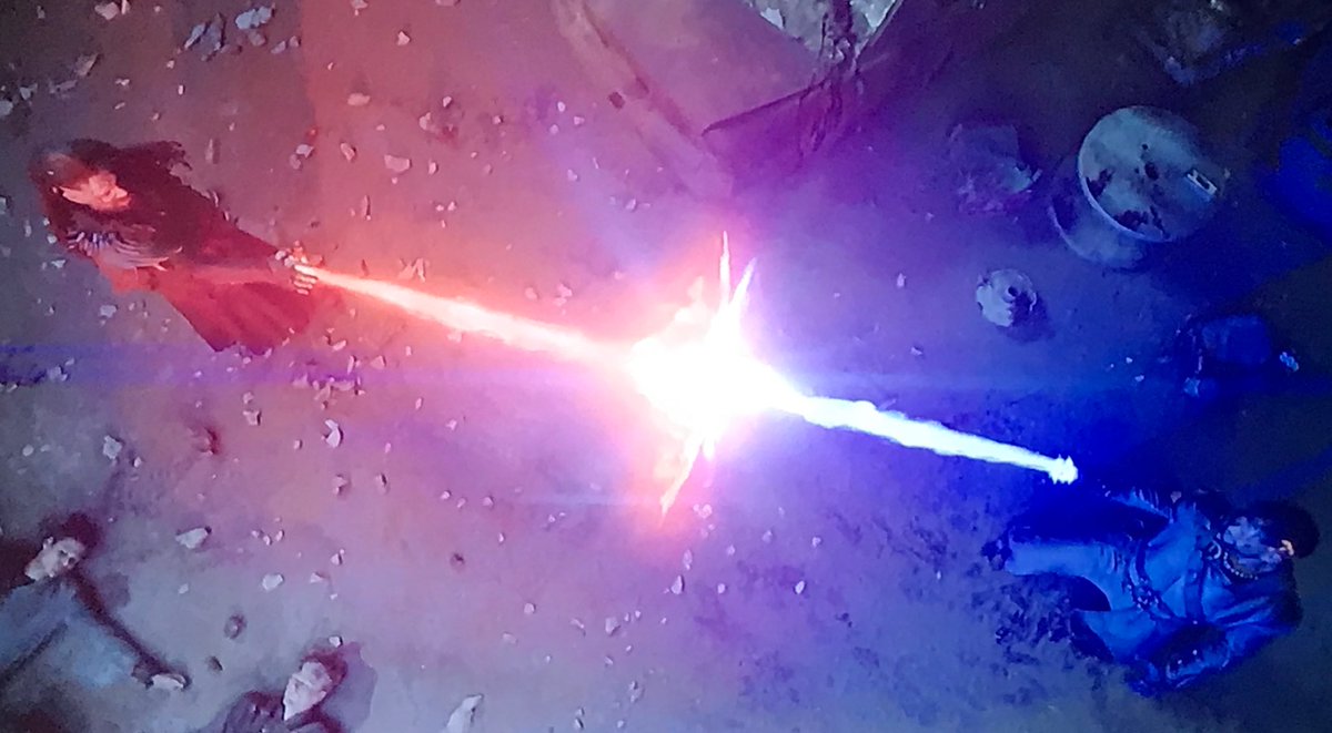 YourBrainOnTV's tweet image. Like a #ForceLightning war.
#StarWars 
#TheShannaraChronicles 
#Spike #YourBrainOnTV