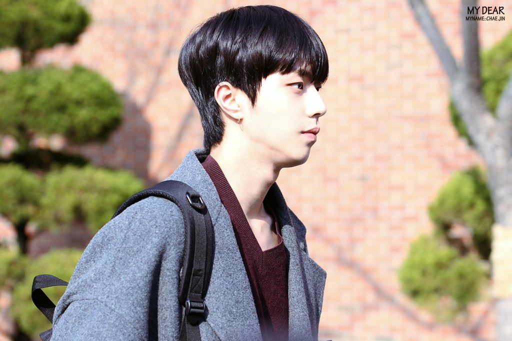 MyDear1226's tweet photo. ❤ @kkangxx9449 
준규를 향한 내 마음이 불타오르네😶😳ㅋㅋㅋ
아잌 우리 준규 세상 잘생겨쪄🙈

#마이네임 #MYNAME #준규 #준큐 #준Q #JunQ #더유닛 #TheUnit https://t.co/aEmDeulW3X
