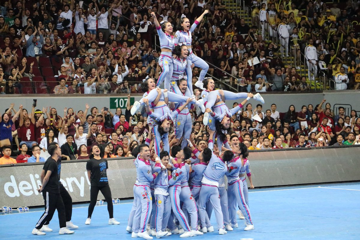 MOAArena's tweet photo. That #80sfor80 theme of the Adamson Pep Squad is a certified 💯! #UAAPCDC2017 https://t.co/99YmdBkGq3